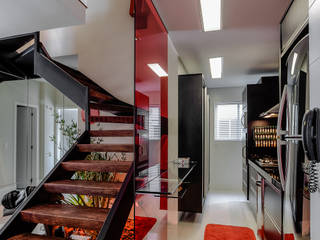 Residência Alto da XV, VL Arquitetura e Interiores VL Arquitetura e Interiores Modern kitchen