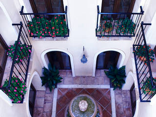 homify Industrial style corridor, hallway and stairs Ceramic