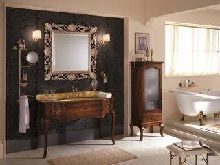 КОЛЛЕКЦИЯ VERSAILLES, BAGNO PIU' ITALIA BAGNO PIU' ITALIA Baños clásicos Madera Acabado en madera