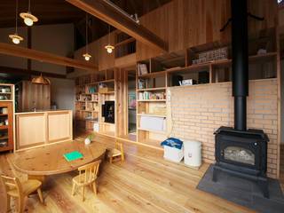 山田の家 2LAYERS HOUSE TOKYO，JAPAN, 水野建築研究所 水野建築研究所 Eclectic style living room