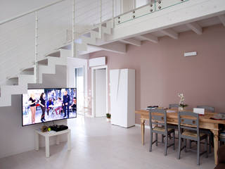 VILLA MONOFAMILIARE MOGLIA, CasaAttiva CasaAttiva Minimalist living room