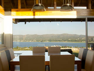 Casa Lago, renziravelo renziravelo Modern dining room