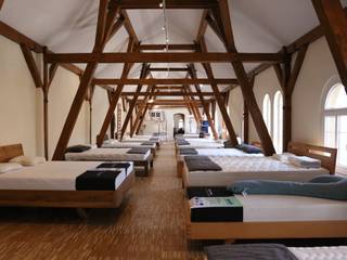 Die BeLaMa Filiale in Berlin, BeLaMa BeLaMa Classic style bedroom Wood Wood effect