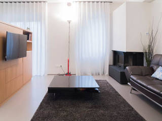 casa c_d, Andrea Stortoni Architetto Andrea Stortoni Architetto Living roomTV stands & cabinets