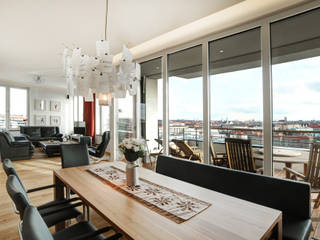 Penthouse mit Blick über das Olympiagelände, Gerhard Blank Fotografie für Immobilien & Architektur Gerhard Blank Fotografie für Immobilien & Architektur Modern living room