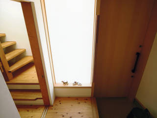 南荻窪の家, 岩川アトリエ 岩川アトリエ Modern Corridor, Hallway and Staircase