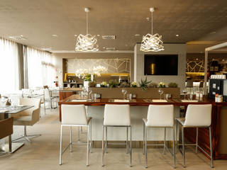 Hotel AC Marriot Marseille Velodrome, Silleria Verges S.A Silleria Verges S.A Minimalist dining room
