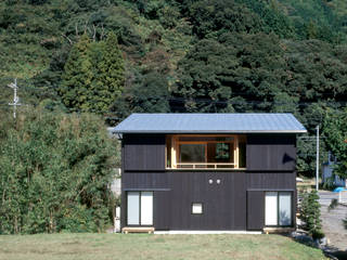 静岡の家 case004, 岩川アトリエ 岩川アトリエ Casas de estilo ecléctico