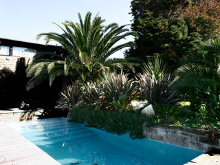 JARDIN DOMESTICO EN MONTE LOURIDO 2006, RUTH GUNDÍN VILLAR RUTH GUNDÍN VILLAR Modern Garden