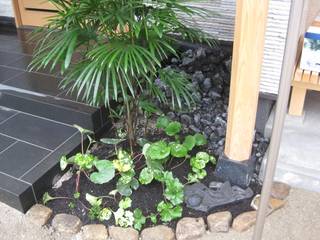 石の強調, TARUSHI TheGardenWorkeres HIroshima TARUSHI TheGardenWorkeres HIroshima Jardines eclécticos