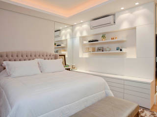 Priscila Koch Arquitetura + Interiores Classic style bedroom
