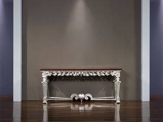 St. Moritz console, Hugobarbosa.com Hugobarbosa.com Colonial style corridor, hallway& stairs Silver/Gold