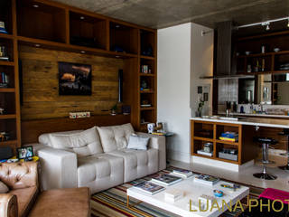 Loft Itaim Bibi, Marcelo Bicudo Arquitetura Marcelo Bicudo Arquitetura Salones de estilo moderno
