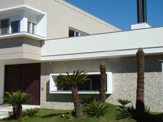 Residencia Unifamiliar SA, Jader e Ivan Arquitetos Jader e Ivan Arquitetos 모던스타일 주택