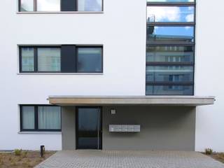WDVS Fassade - Neubau in Hamburg, Matthias Koch Malermeister Matthias Koch Malermeister 現代房屋設計點子、靈感 & 圖片