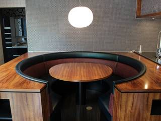 Order Furniture ハワイアンコア ラウンドソファ, 85inc. 85inc. Salas de jantar modernas Madeira Acabamento em madeira