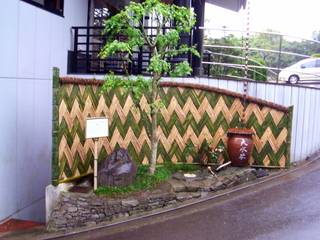 水琴窟, ㈲田村造園 ㈲田村造園 모던스타일 주택