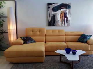 Sofá chaiselongue VERSO de Confor.AS, Arista Mobiliario Arista Mobiliario 现代客厅設計點子、靈感 & 圖片 布織品 Amber/Gold