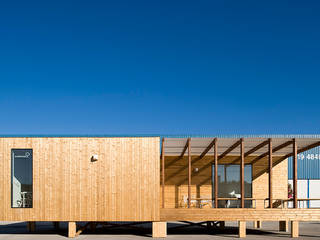 Treehouse, Jular Madeiras Jular Madeiras Case in stile minimalista Legno Effetto legno
