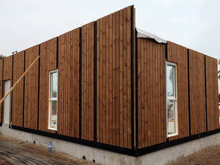 Auzz, Jular Madeiras Jular Madeiras Modern Walls and Floors Wood Wood effect