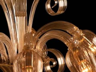 Murano Glass Chandelier - modern gold and crystal chandelier - SELVO, YourMurano Lighting UK YourMurano Lighting UK Pasillos, vestíbulos y escaleras de estilo moderno Vidrio