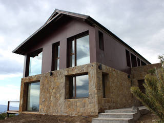 Casa en San Martín de los Andes, CaB Estudio de Arquitectura CaB Estudio de Arquitectura Casas estilo moderno: ideas, arquitectura e imágenes