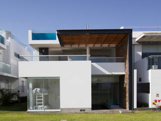 CASA DE PLAYA BARRÓN, ARKILINEA ARKILINEA Minimalist houses