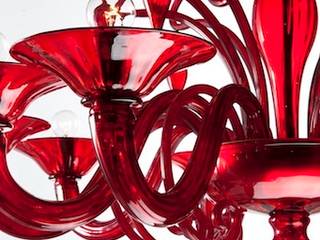 Murano Glass Chandelier - modern red glass chandelier - DOLFIN, YourMurano Lighting UK YourMurano Lighting UK Phòng thay đồ phong cách hiện đại Ly