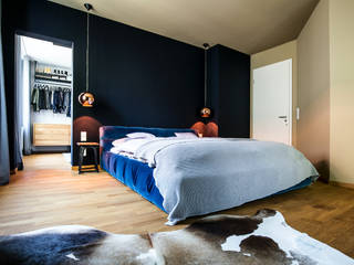 Interior Design Wohnung R , BESPOKE GmbH // Interior Design & Production BESPOKE GmbH // Interior Design & Production Modern style bedroom