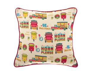 INDIAN STREET LINEN CUSHION by Jasmine White London, Jasmine White London Jasmine White London Habitaciones para niños de estilo moderno Textil Ámbar/Dorado