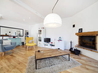 Rénovation d'une longère, O2 Concept Architecture O2 Concept Architecture Living room Solid Wood Wood effect