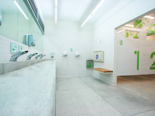 Saniter, RIMA Arquitectura RIMA Arquitectura モダンスタイルの お風呂