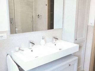 Progetto di rifacimento di un bagno, STEFANIA ARREDA STEFANIA ARREDA Classic style bathroom