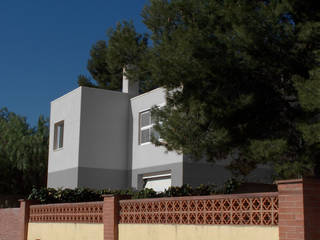 Casa Jordi, Robert Arquitectes Robert Arquitectes Mediterranean style houses