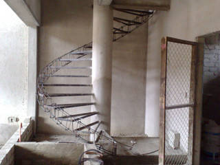 Escalera, I.S.T.M.O. CONSTRUCCIONES I.S.T.M.O. CONSTRUCCIONES Moderner Flur, Diele & Treppenhaus Stahlbeton