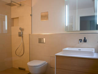 Wohnung S., München-Sendling, HOME made by Heike Mayer HOME made by Heike Mayer Modern style bathrooms