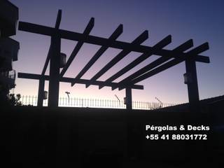 Pérgolas & Decks, Xavier Hosken Engenharia Xavier Hosken Engenharia 商业空间 實木 Multicolored