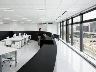 SEIUNDO－土佐堀川を見下ろすオフィス－, 一級建築士事務所アトリエｍ 一級建築士事務所アトリエｍ Study/office
