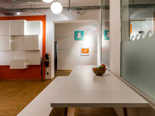 strg.dk _ Kreativagentur für digitale Lösungen, Studio Stern Studio Stern Modern kitchen