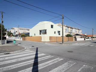 Casa Fonte, Lousinha Arquitectos Lousinha Arquitectos Case moderne