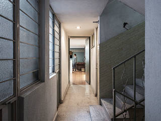 Prados #2, MX Taller de Arquitectura & Diseño MX Taller de Arquitectura & Diseño Industrialer Flur, Diele & Treppenhaus