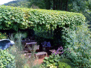 IL GIARDINO NATURALE, MASSIMO SEMOLA Architettura del Verde MASSIMO SEMOLA Architettura del Verde Rustykalny ogród