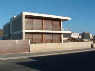 Casa Sá, Lousinha Arquitectos Lousinha Arquitectos منازل