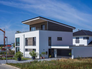 Ökologisch wohnen auf höchstem Niveau, KitzlingerHaus GmbH & Co. KG KitzlingerHaus GmbH & Co. KG Moderner Balkon, Veranda & Terrasse