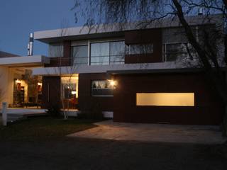 CASA OG, Poggi Schmit Arquitectura Poggi Schmit Arquitectura Modern home