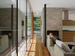 038那須Fさんの家, atelier137 ARCHITECTURAL DESIGN OFFICE atelier137 ARCHITECTURAL DESIGN OFFICE Moderner Flur, Diele & Treppenhaus Holz Holznachbildung