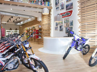 Mudville Motorcycles, Stone Designs Stone Designs Espacios comerciales