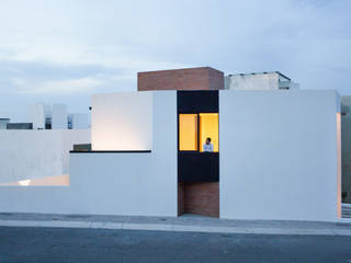 Casa Rubí 70, Región 4 Arquitectura Región 4 Arquitectura Minimalist houses
