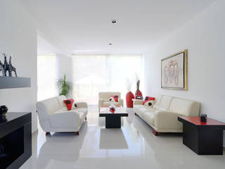 RESIDENCIA DIANA, Excelencia en Diseño Excelencia en Diseño Modern living room Engineered Wood Transparent