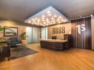 New corporate interior for 1Surance, Lynwood Glen, Pretoria, Nuclei Lifestyle Design Nuclei Lifestyle Design Gewerbeflächen